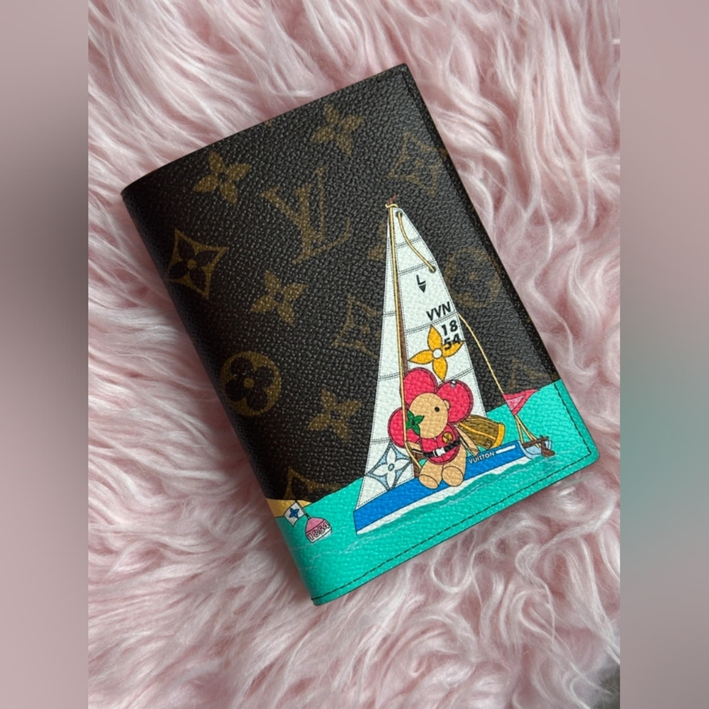 Louis Vuitton Monogram Leather Passport Cover